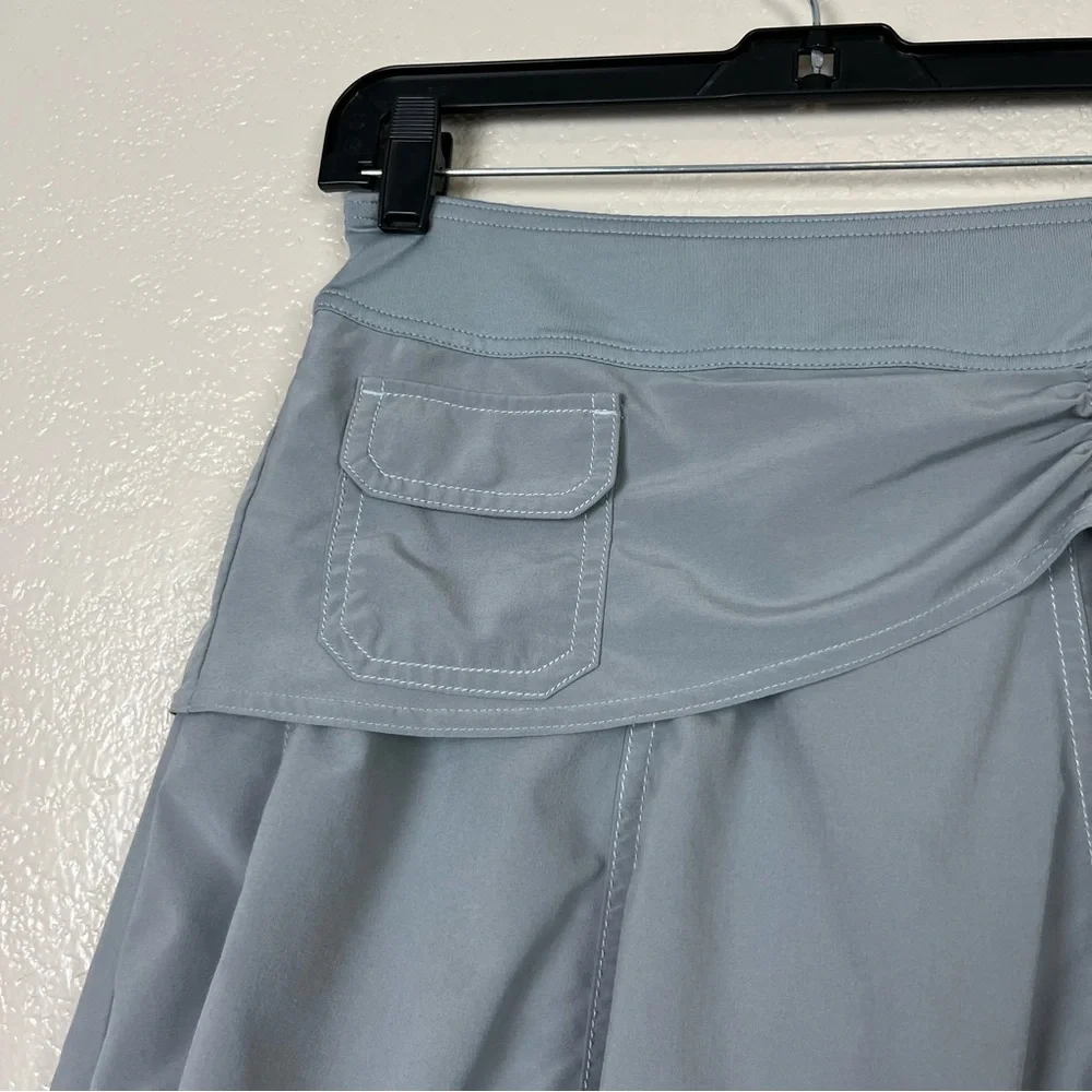 Athleta Lucky In‎ Love Gray Grey Active Tennis Skirt Tiered Skort Size 2.